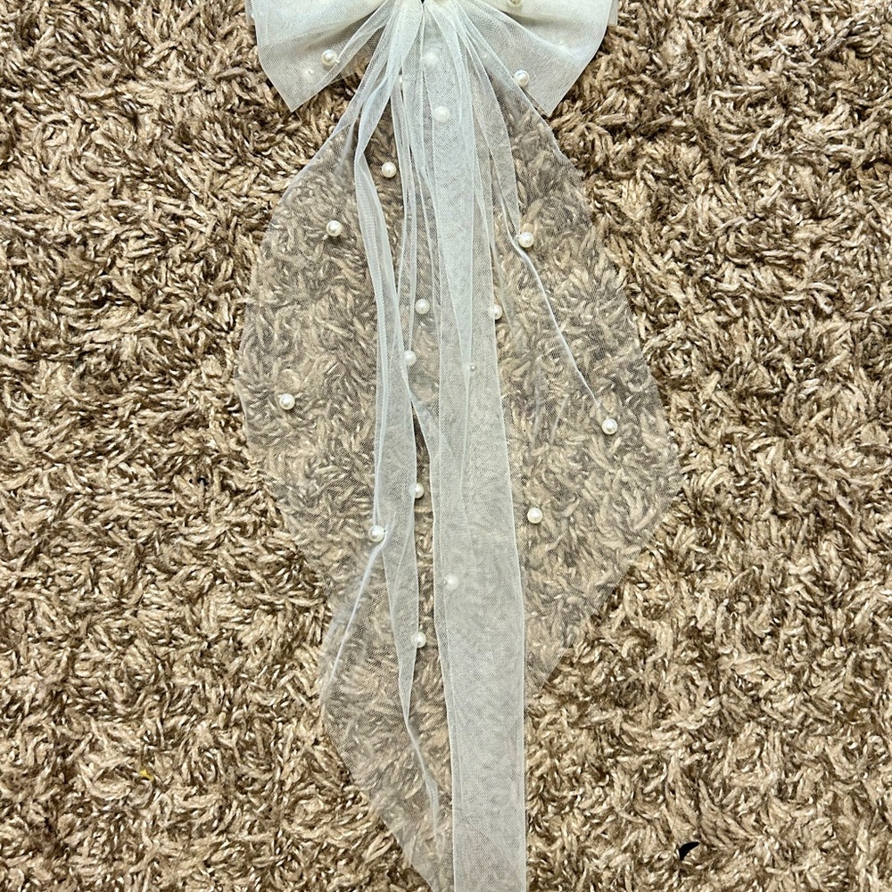 Elegant Sheer Bow Clip with Pearls